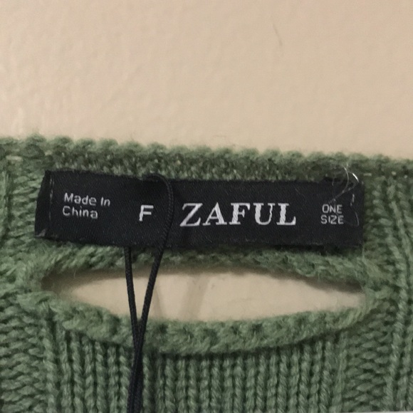 Zaful Green V-Neck Sweater - Picture 2 of 5